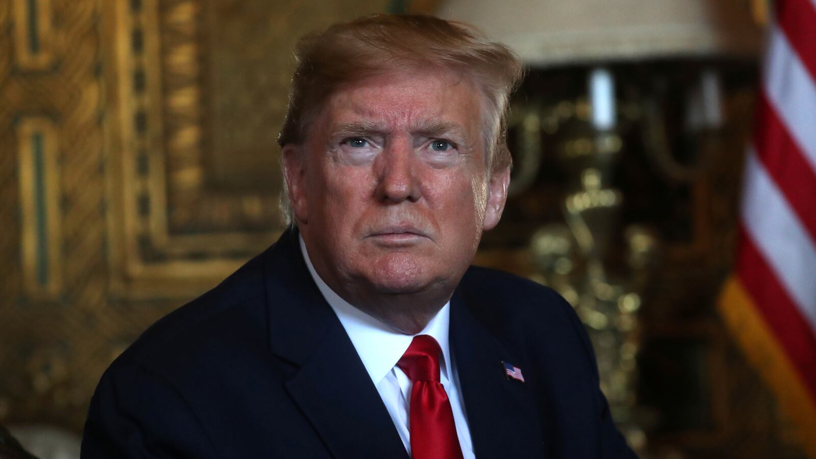 2019-12-24T190826Z_67929462_RC2V1E94F7U3_RTRMADP_3_USA-TRUMP_ejtmpk