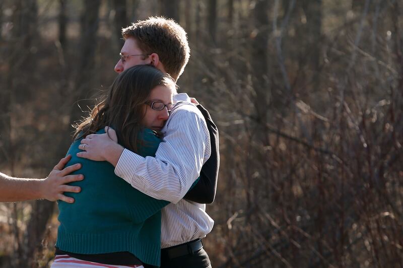 galleries/2012/12/15/connecticut-school-shooting-photos/14shooting9_sj15ut