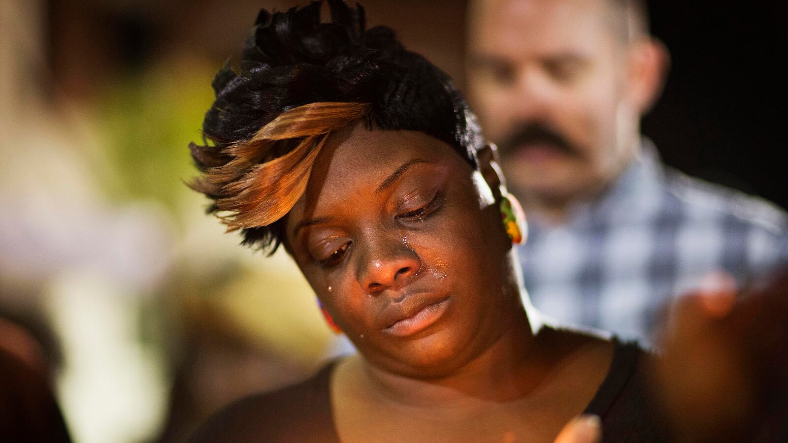 articles/2015/04/09/walter-scott-hunted-down-like-a-deer/150409-lawrence-vigil-tease_cfow4d