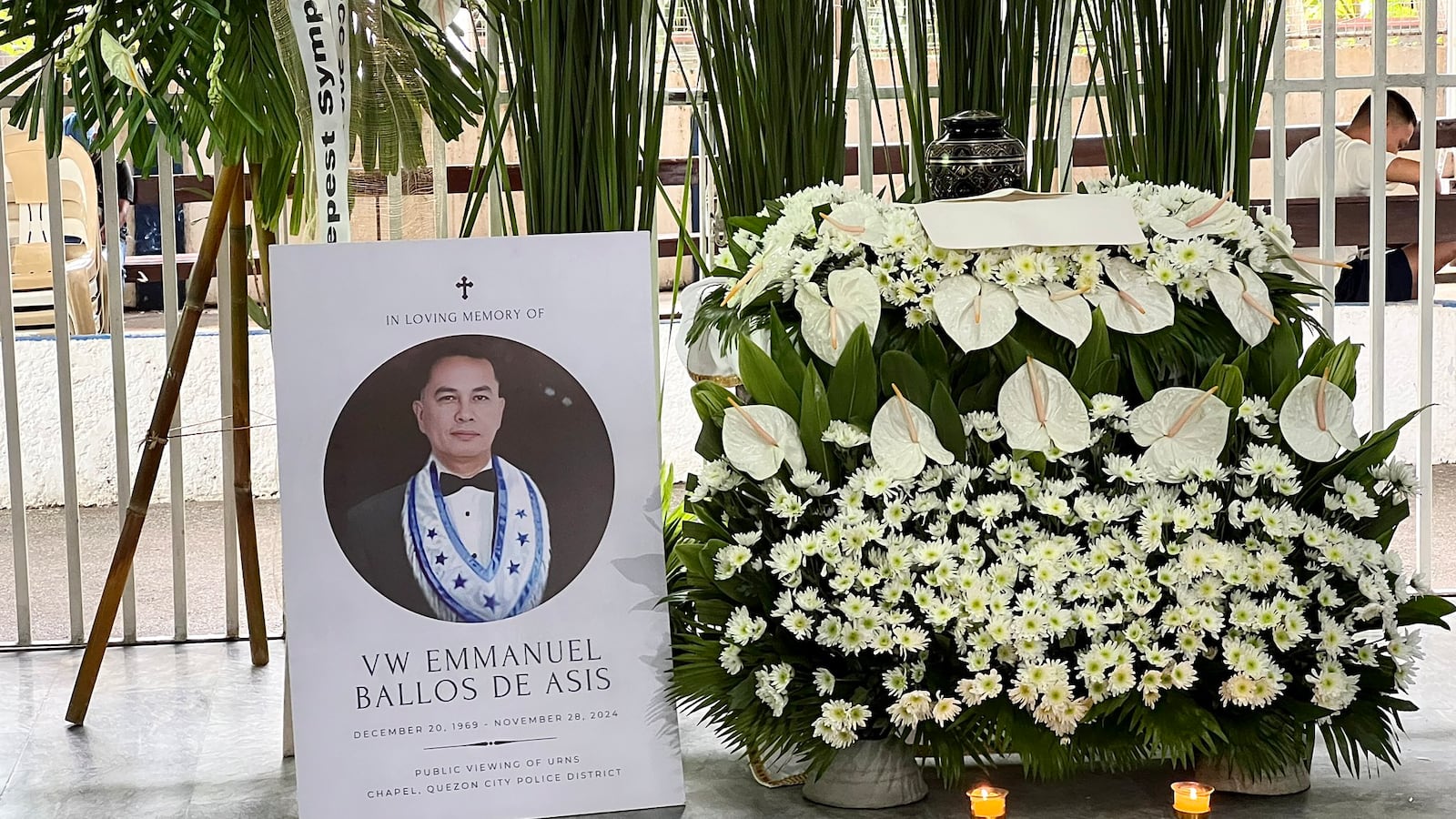 A memorial to slain policeman Emmanuel De Asis