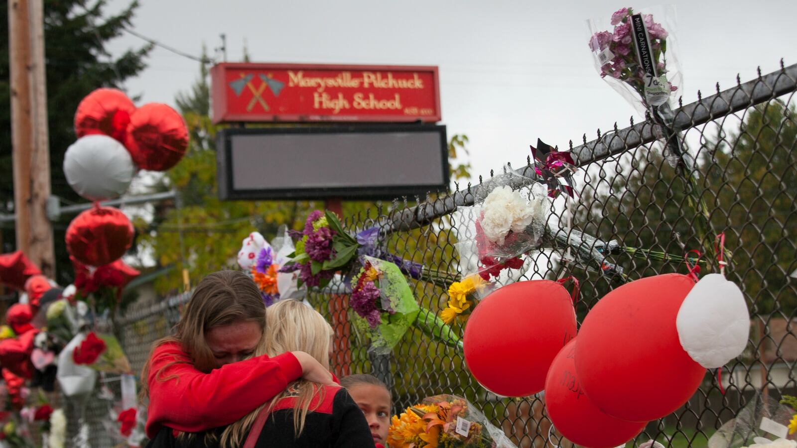 cheats/2014/11/08/5th-victim-of-marysville-shooting-dies/141108-marysville-cheat_wjuhwc