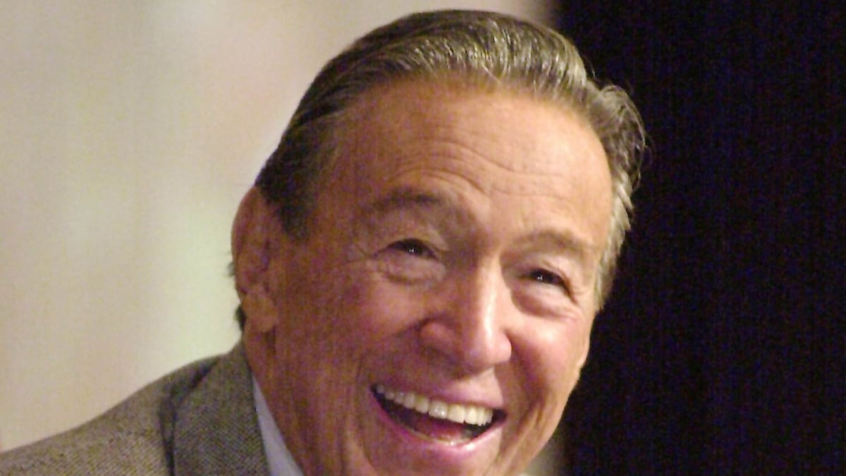 articles/2012/04/10/mike-wallace-dead-6-revelations-from-a-new-biography/mike-wallace-a-life-tease_svfajj