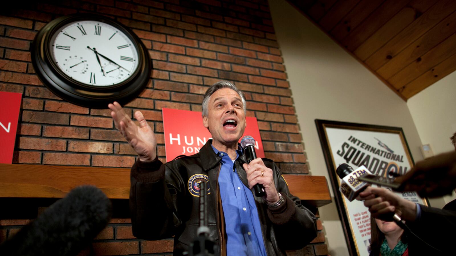 articles/2012/01/09/jon-huntsman-s-timely-jump-before-new-hampshire-s-presidential-primary/jon-huntsman-timely-uptick_lf0sba