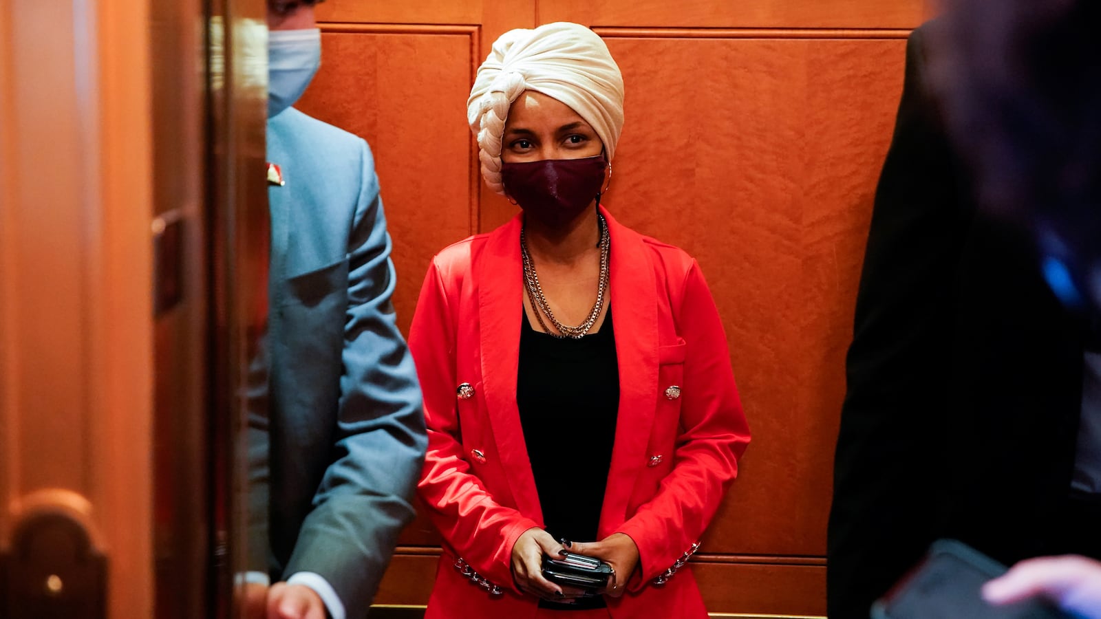 2021-12-14T214853Z_1296251639_RC2JER9STA9C_RTRMADP_3_USA-CONGRESS_iqugdq