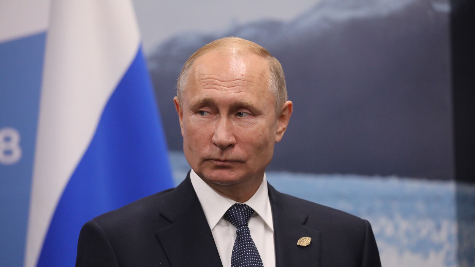 011921-putin-cheat_h8tsfa