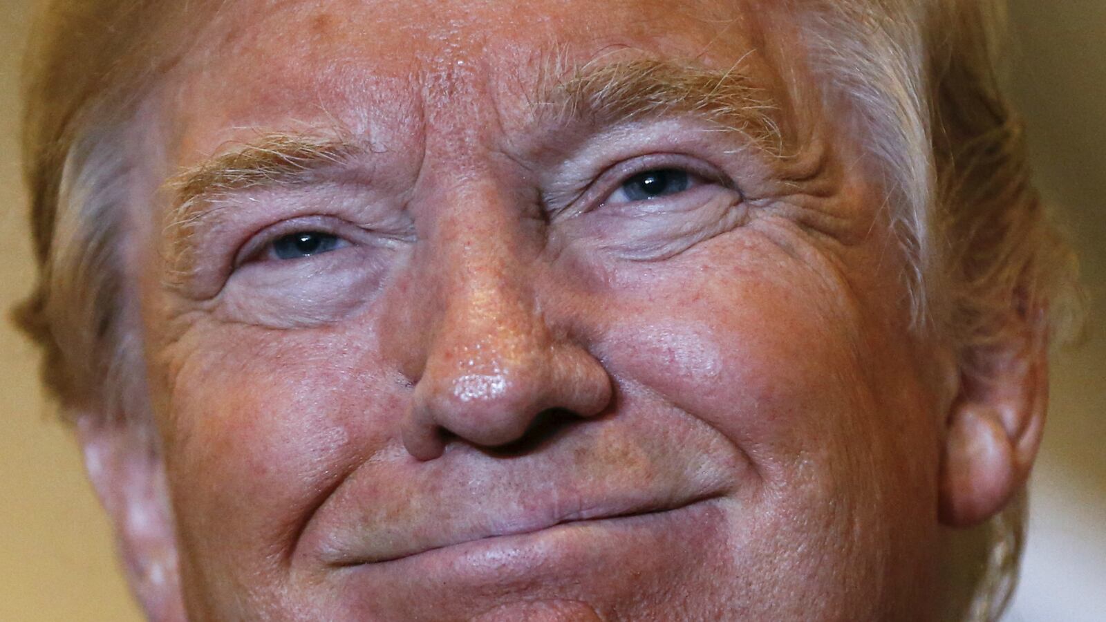 cheats/2015/10/16/cnbc-caves-to-trump/151016-trump-cheat_yy6feb