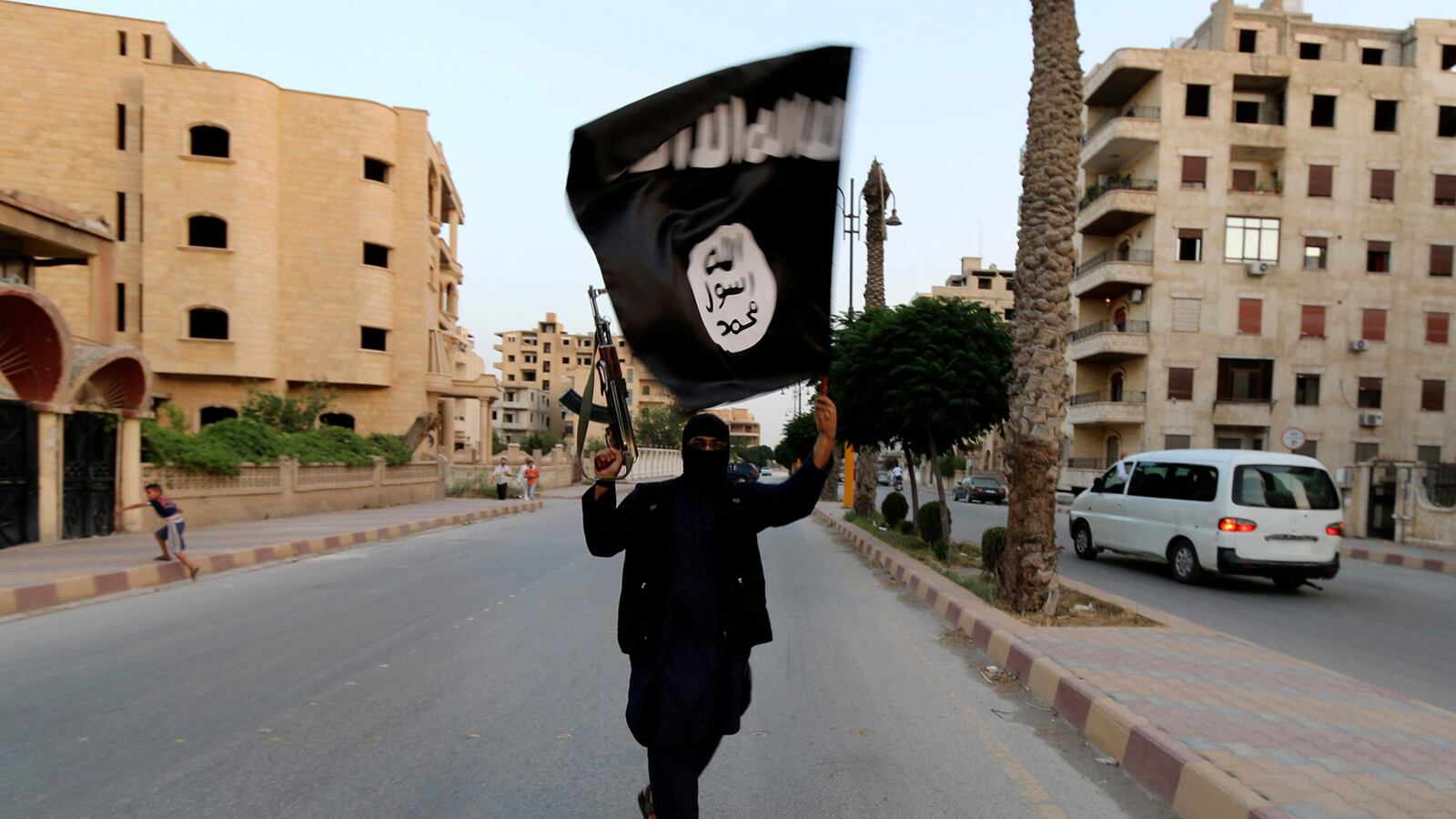 articles/2014/06/29/isis-risks-everything-to-declare-a-caliphate/140629-siegel-isis-caliphate-tease_xpwhoa