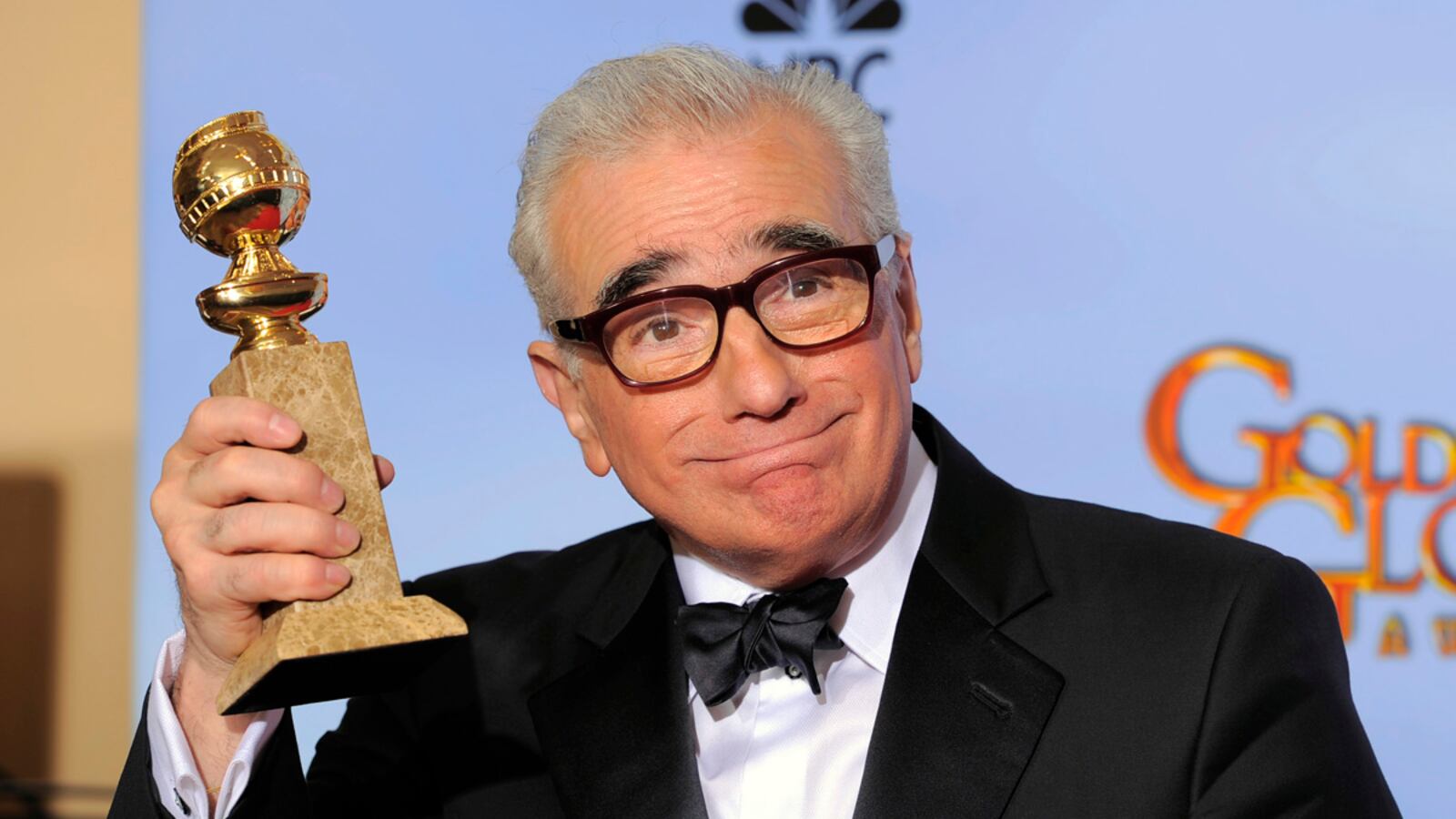 cheats/2012/01/15/martin-scorcese-wins-best-director/martin-scorcese-wins-cs_lumbew