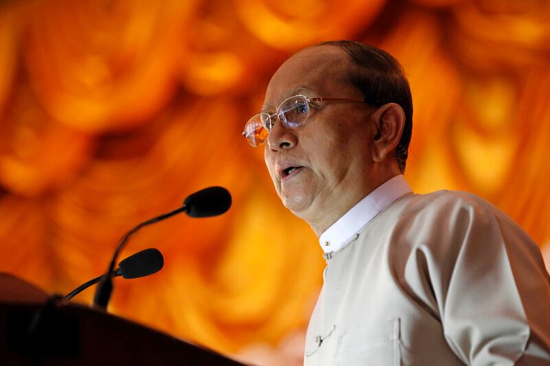 articles/2015/11/06/the-poet-s-penis-and-burma-s-president/151105-carroll-poet-president-embed_kfrhf9