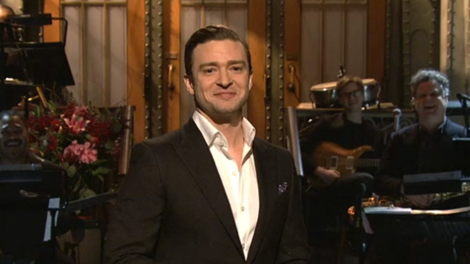 cheats/2013/03/10/timberlake-rules-on-snl/130310-timberlake-snl-stern-tease_sydujh