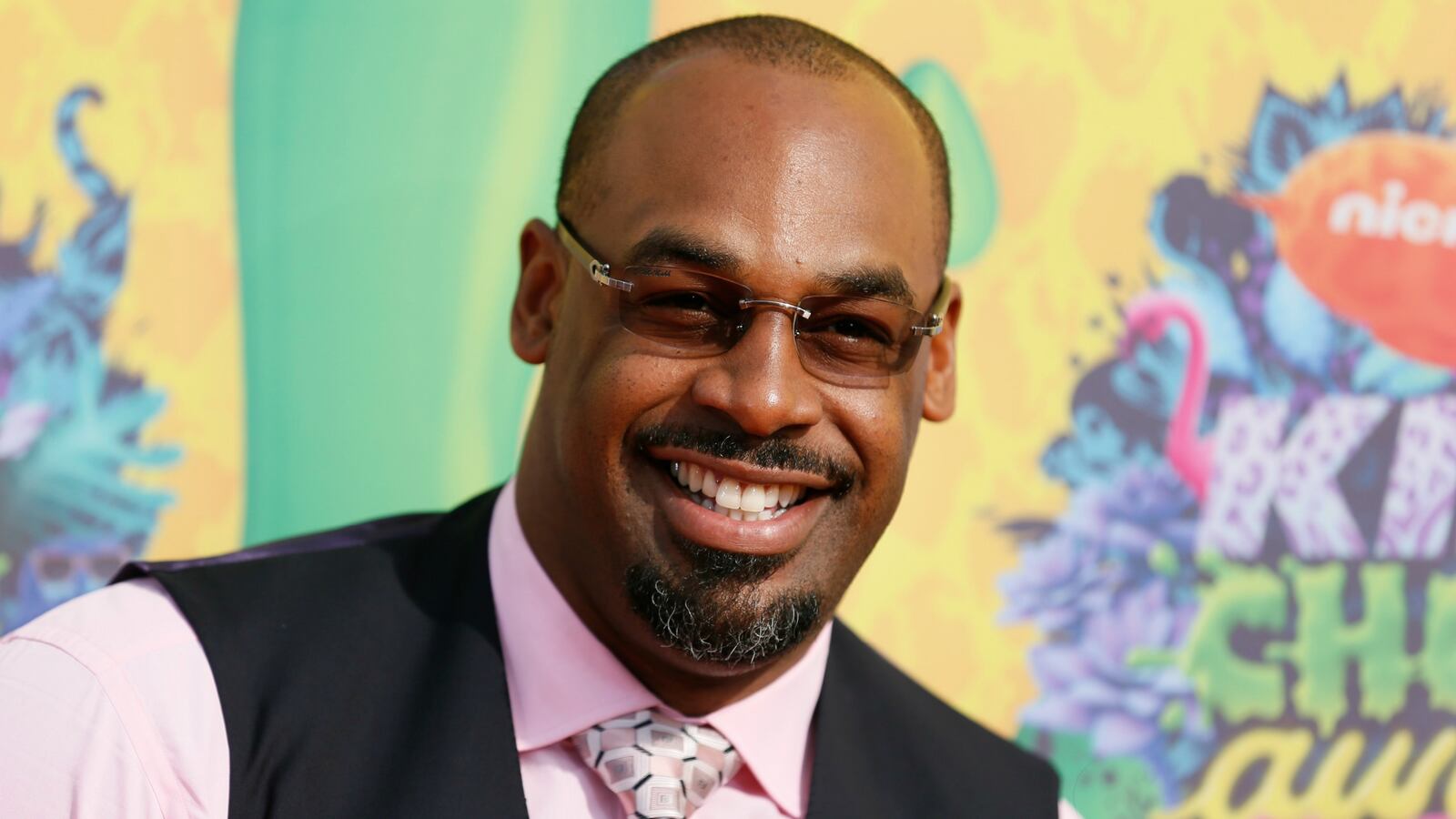 180106-espn-fires-mcnabb-davis-cheat_ku1a2o