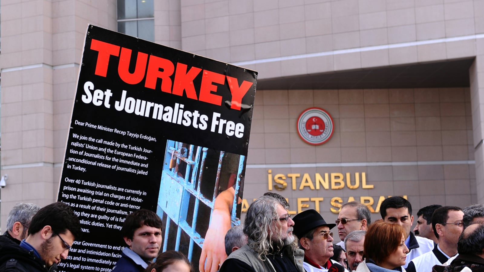 articles/2011/12/21/has-the-committee-to-protect-journalists-betrayed-turkey-s-journalists/turkey-continues-to-arrest-journalists_bf78ex
