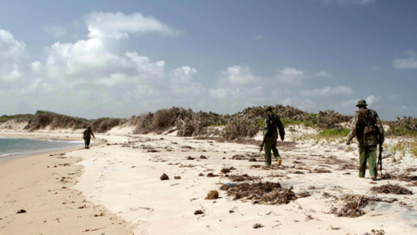 cheats/2011/09/19/british-hostage-brought-to-central-somalia/kenya-kidnapped-pirates-cs_h6wlqk