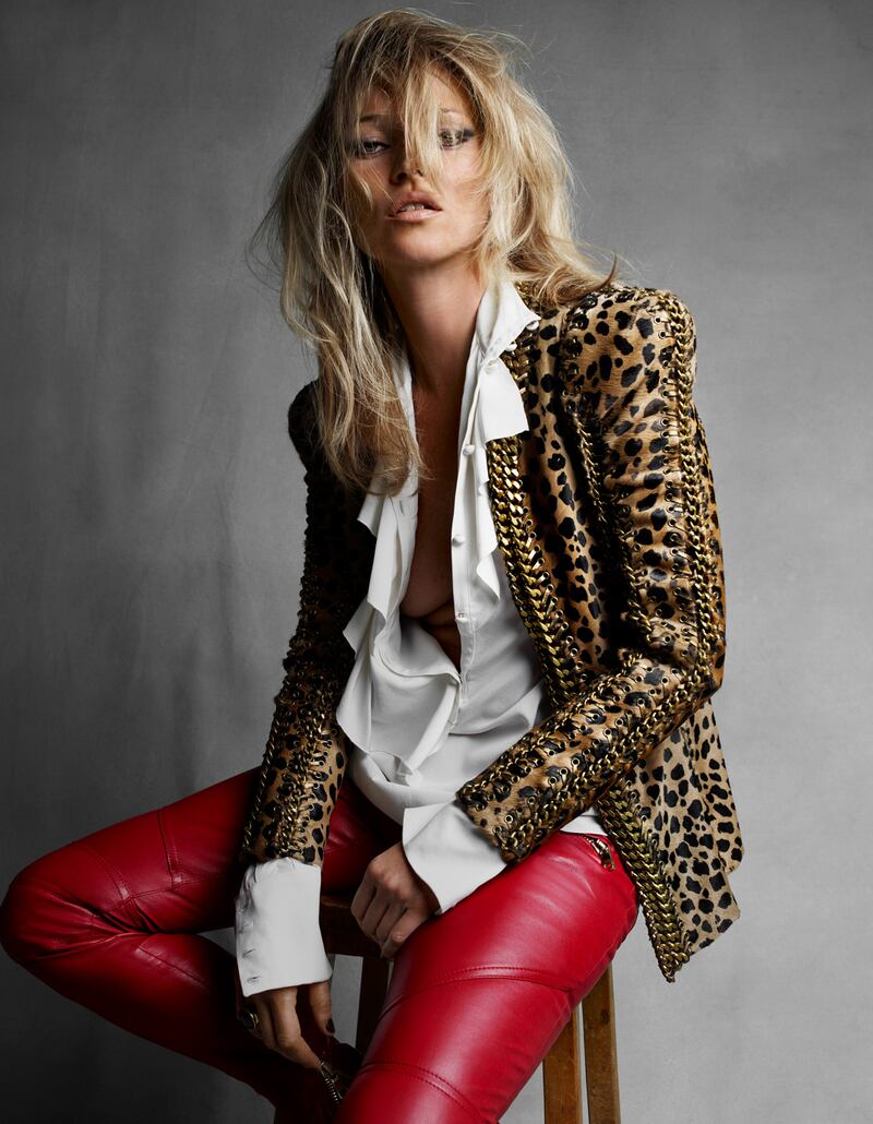 galleries/2012/11/15/kate-the-kate-moss-book-published-by-rizzoli-photos/14kate-moss8_qtoire