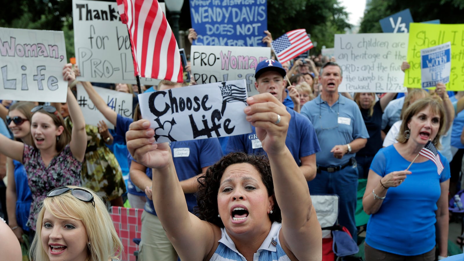 cheats/2013/07/10/texas-house-approves-abortion-bill/130710-TX-abortion-cheat_o3ey9m