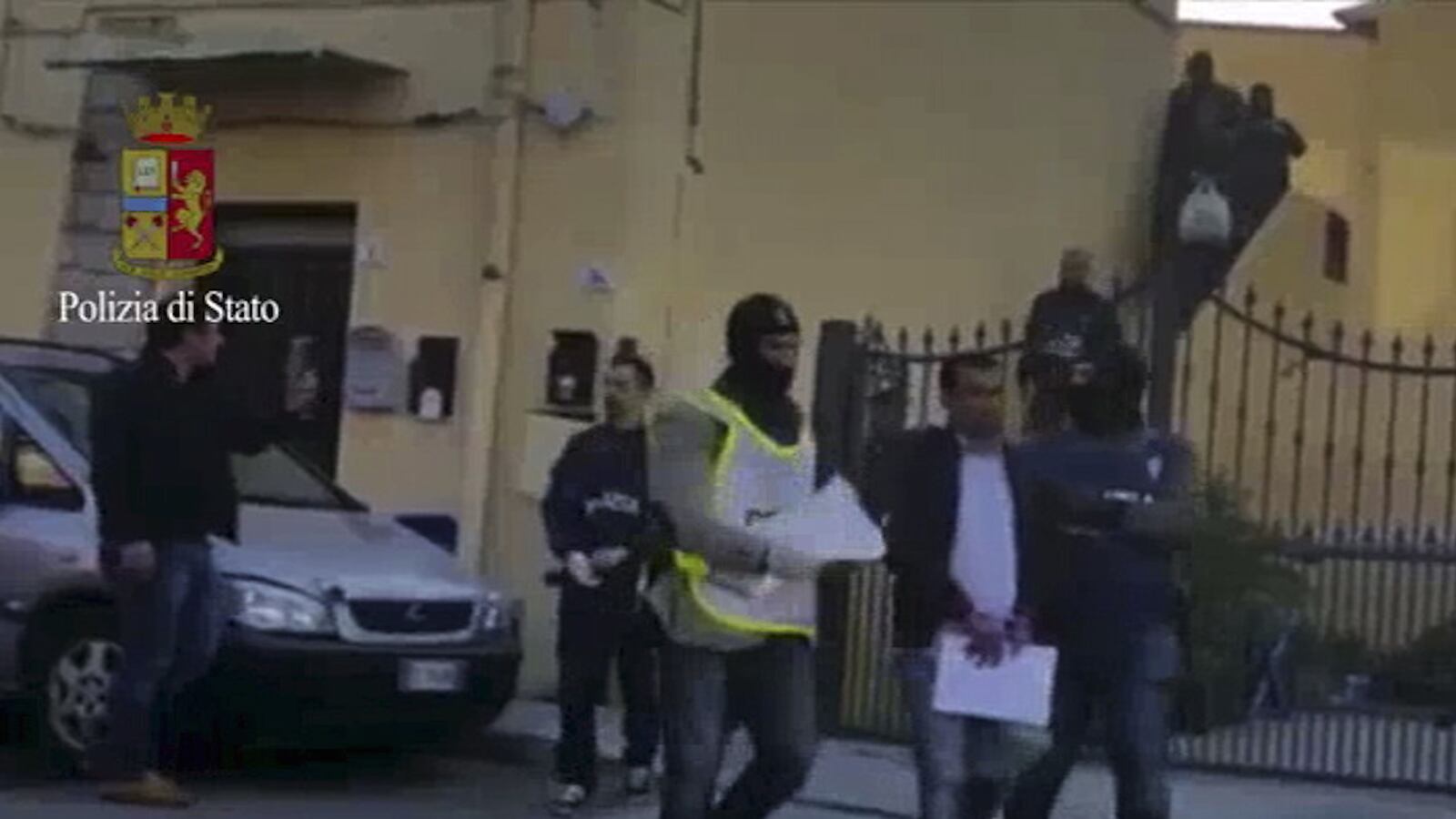 cheats/2015/04/24/bin-laden-s-bodyguards-arrested-in-italy/150424-al-qaeda-arrests-cheat_zclxxb