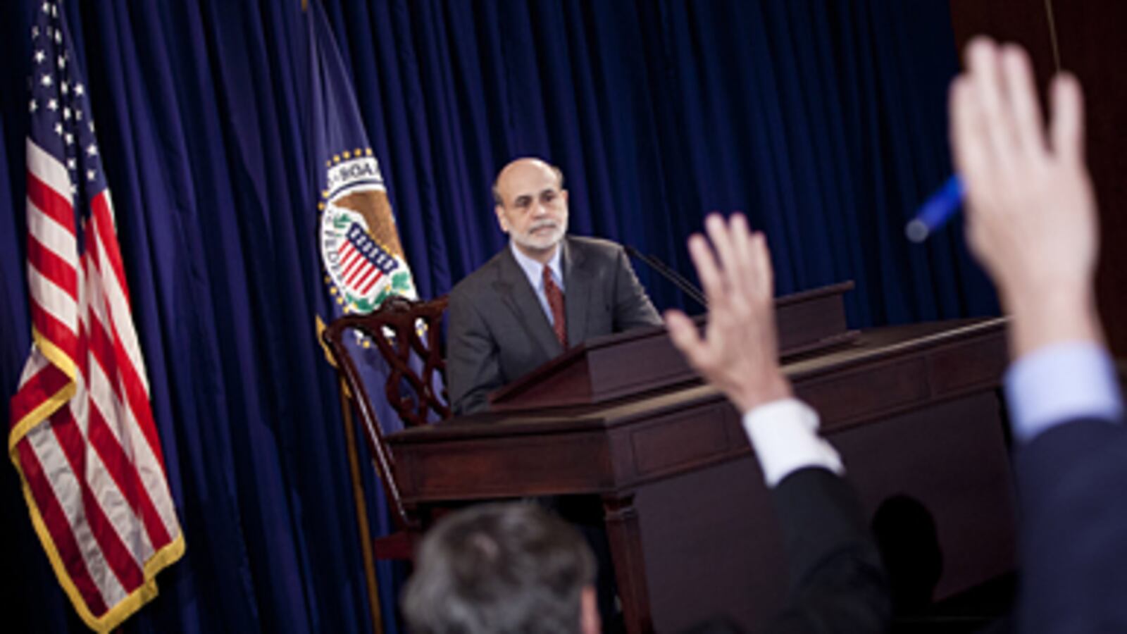 articles/2011/04/27/federal-reserve-press-conference-with-ben-bernanke-wall-street-relieved/schneiderman-ben-bernanke_176286_guxsbu