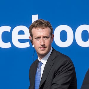 190402-poulsen-facebook-tease_aftcxh