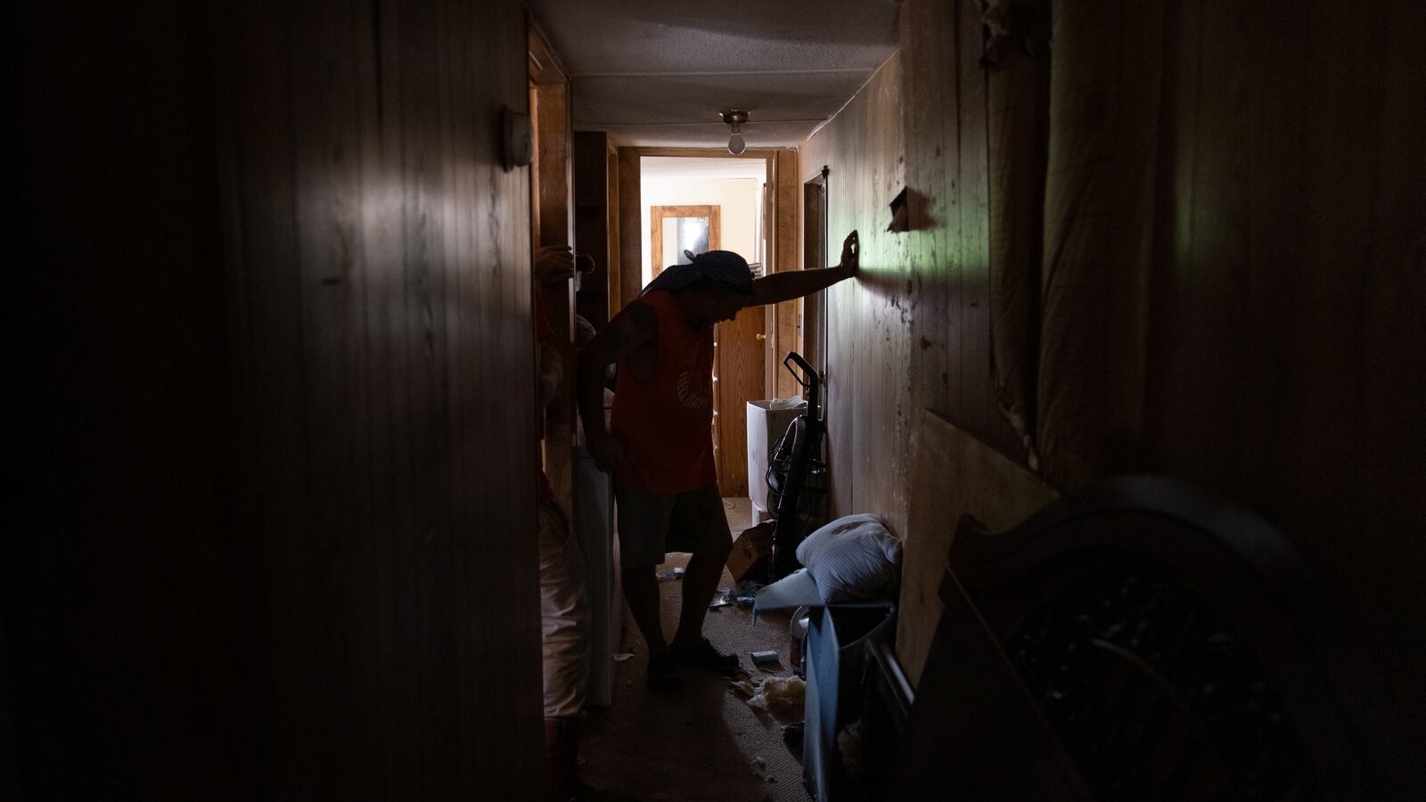 2021-09-03T061302Z_414393660_RC2XHP9AJ94C_RTRMADP_3_STORM-IDA_se8hh9