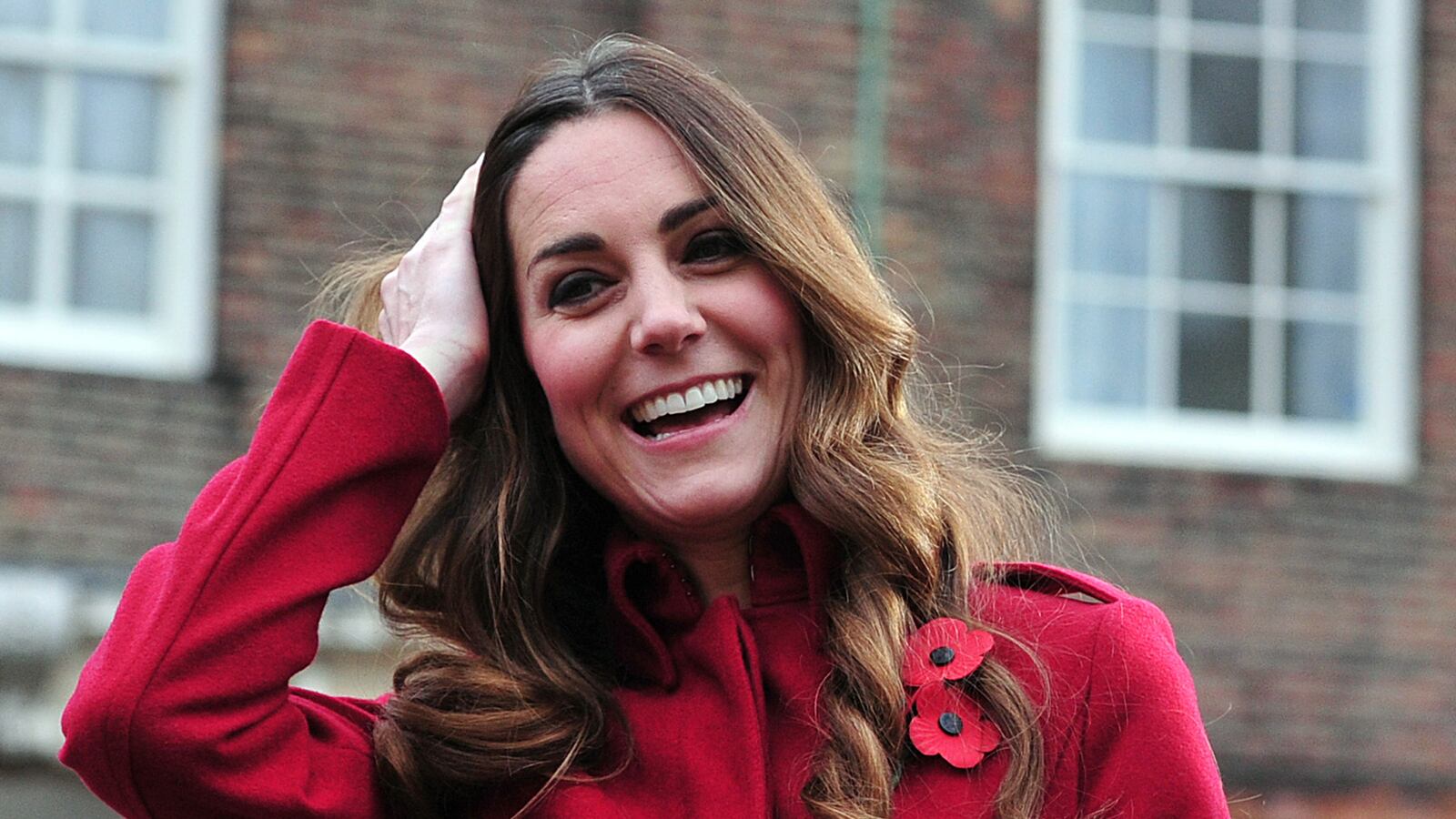 articles/2013/11/12/kate-middleton-refuses-to-name-her-favorite-piece-of-clothing/131108-sykes-kate-grey_dyhphp