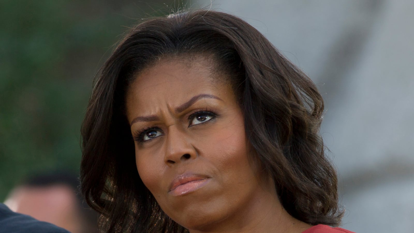 articles/2012/01/13/michelle-obama-confronts-racial-stereotypes-in-white-house-tell-all/mobama-angry-black-woman-samuels_qrvrez