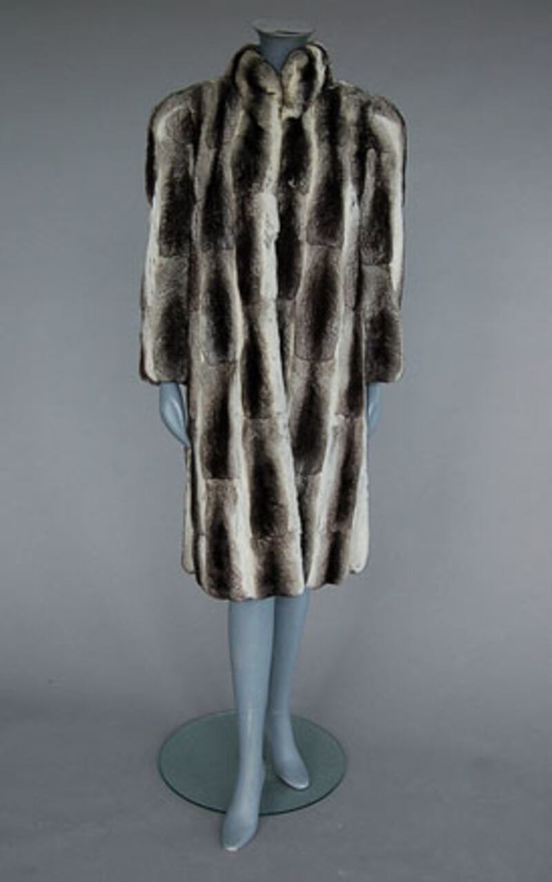 galleries/2009/12/09/audrey-hepburn-auction/audrey-hepburn-5_p1dhjm