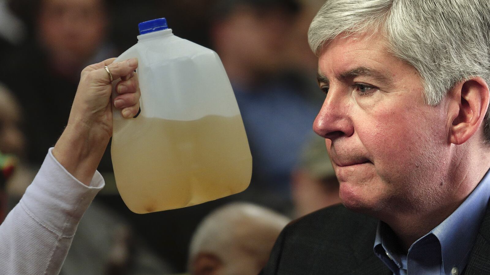 articles/2016/01/24/exclusive-gov-rick-snyder-s-men-originally-rejected-using-flint-s-toxic-river/160124-guyette-flint-water-tease_r9cv01