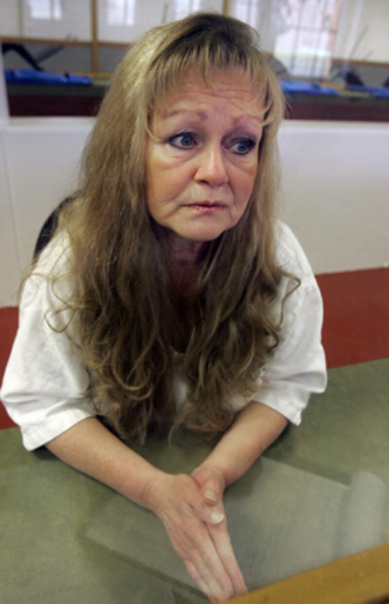 galleries/2011/02/17/women-on-death-row/death-row-women---cathy-lynn-henderson_tkb1xf