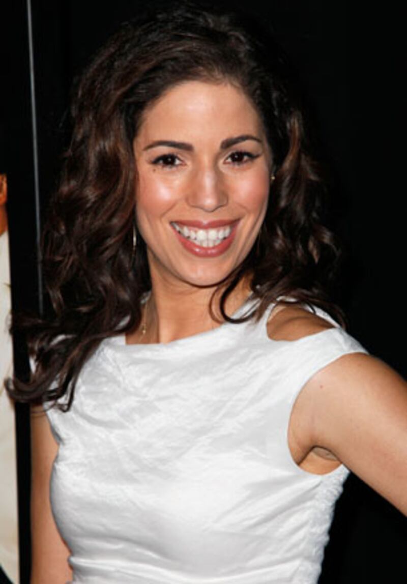 galleries/2010/03/15/look-who-s-irish/irish---ana-ortiz_pkvfvt