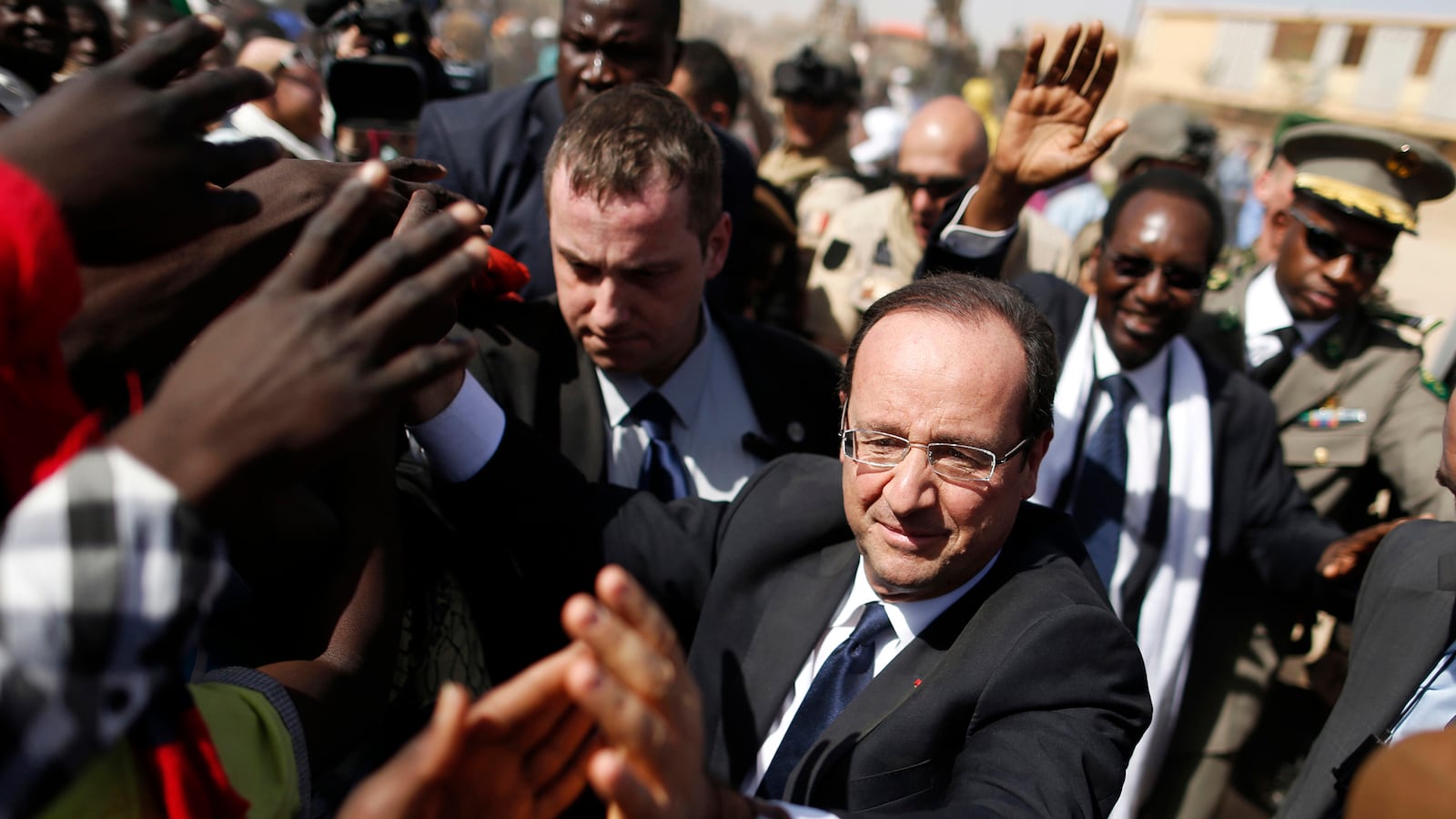 articles/2013/02/05/bernard-henri-l-vy-on-france-taking-the-lead-in-mali/130205-bhl-mali-france-tease-embed_fjnmih