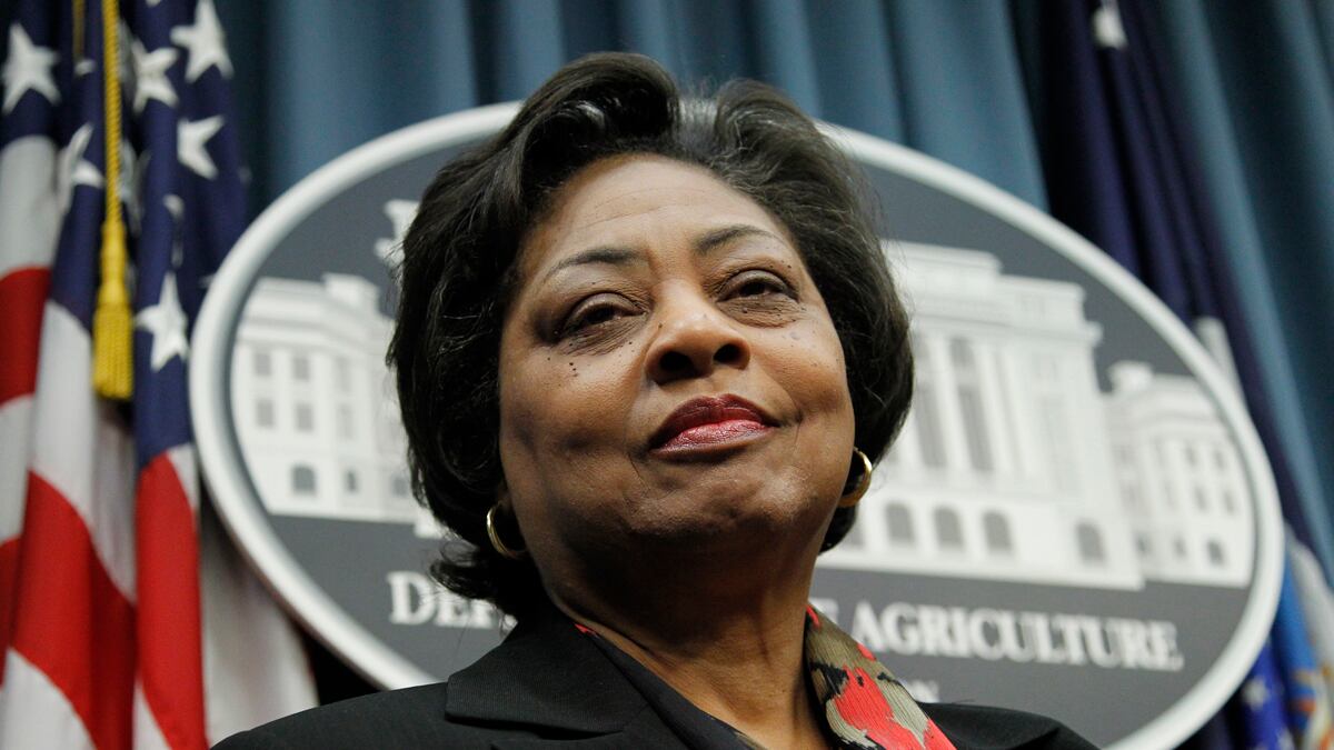 cheats/2012/03/01/shirley-sherrod-offers-condolences/shirley-sherrod-breitbart-cheat_mvjdlj