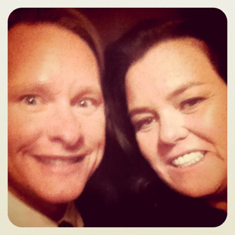 galleries/2011/05/26/best-celebrity-twitter-pictures/mp---gallery-week-in-twit-pirosie-odonnell_bmxf5i