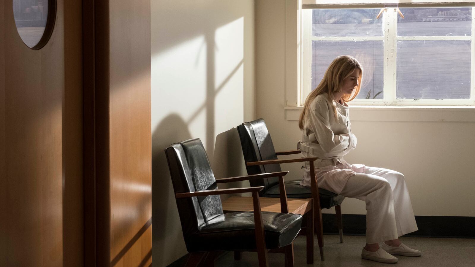 190321-leon-oa-tease_isizbk