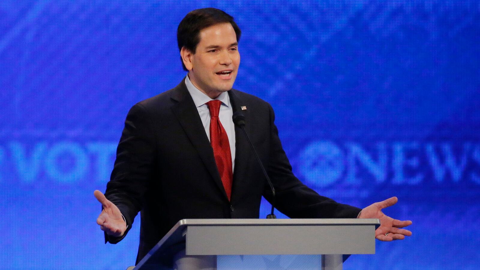 cheats/2016/02/07/twitter-account-parodies-rubio-s-stumble/160207-rubio-cheat_ishlyp