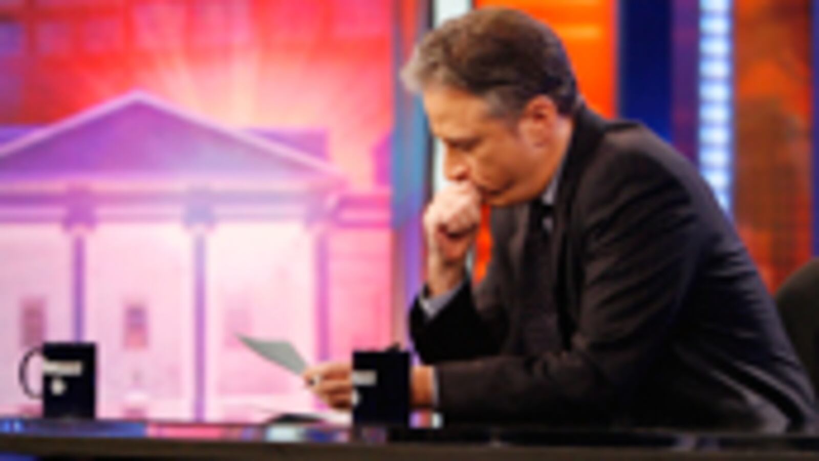 articles/2009/03/18/how-jon-stewart-went-bad/carlson-stewart_18381_apoyax