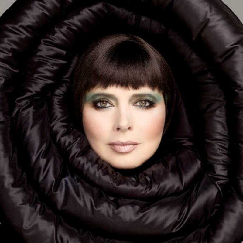 galleries/2009/12/14/nars/nars-ad-2_k6gcq3