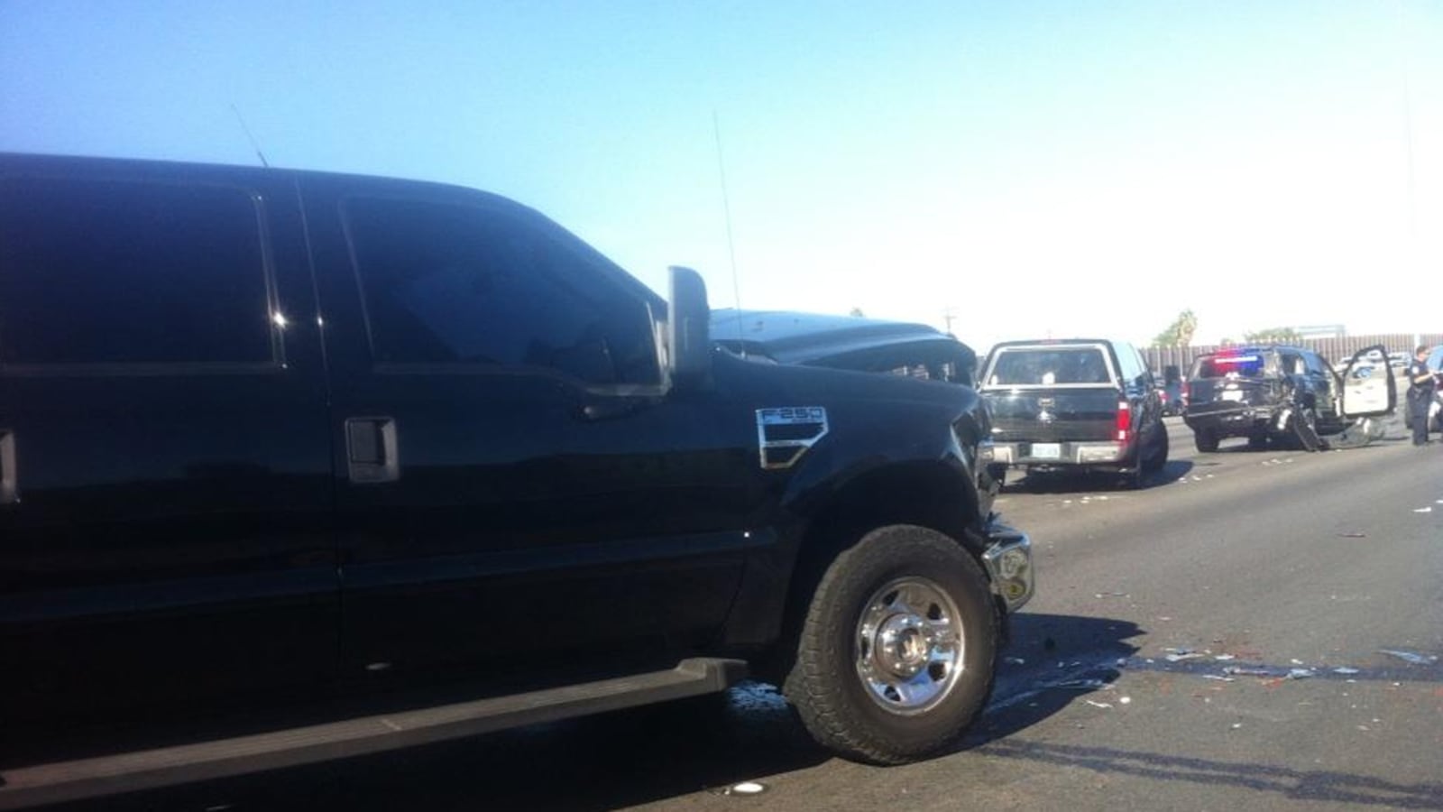 cheats/2012/10/26/sen-harry-reid-hospitalized/harry-reid-accident-twitpic-cheat_dnb67i