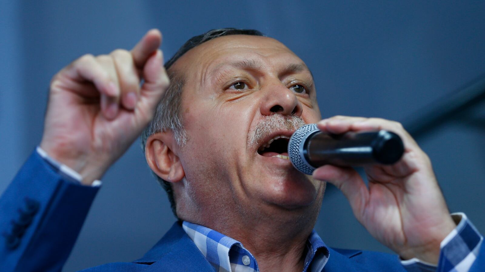 cheats/2016/07/16/erdogan-demands-u-s-extradite-imam/160716-turkey-extradition-cheat_cv8zcp