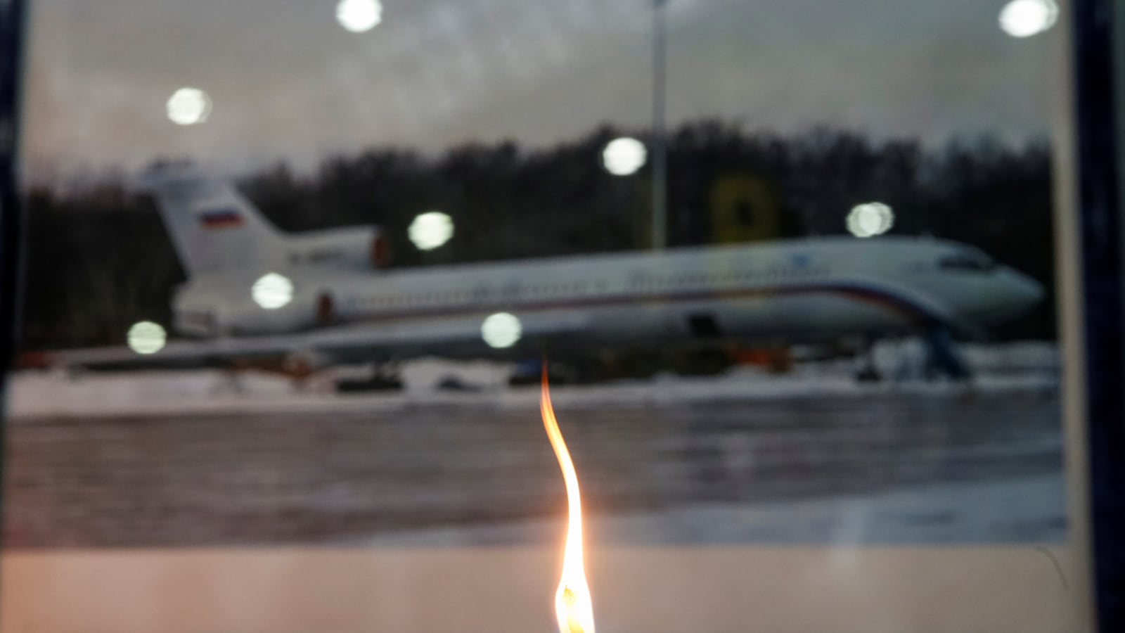cheats/2016/12/28/russian-flight-recorder-showed-faulty-wing-flaps/161228-russia-plane-crash-cheat_ihn3ts