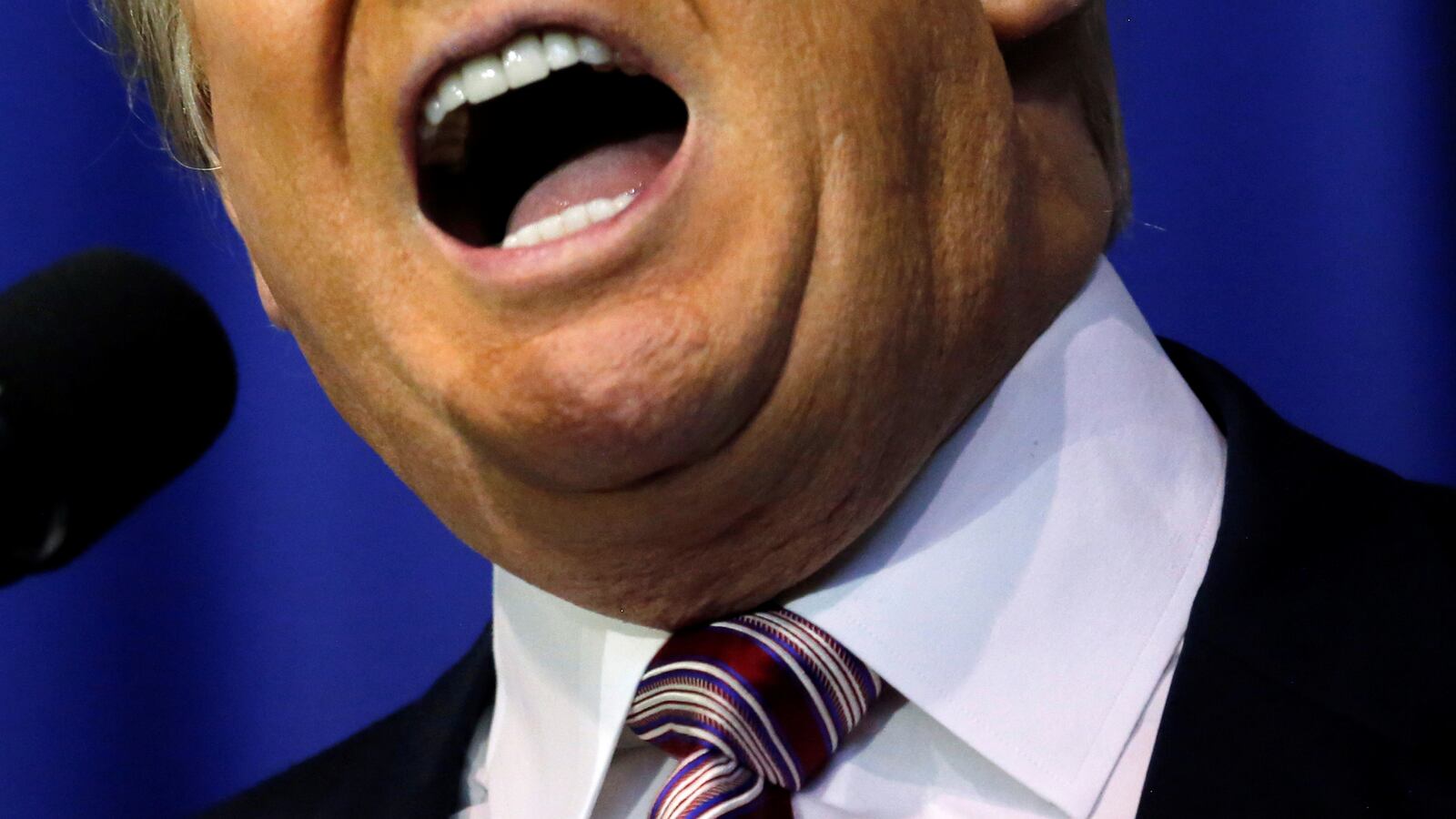 articles/2016/10/24/we-found-the-plan-donald-trump-s-axis-of-tinfoil-hats-duped-again/161024-collins-trump-wikileaks-tease_x6zuxr