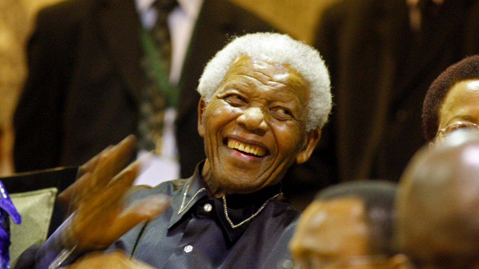 cheats/2012/02/26/mandela-recovering-from-surgery/nelson-mandela-cheat_dpfquu