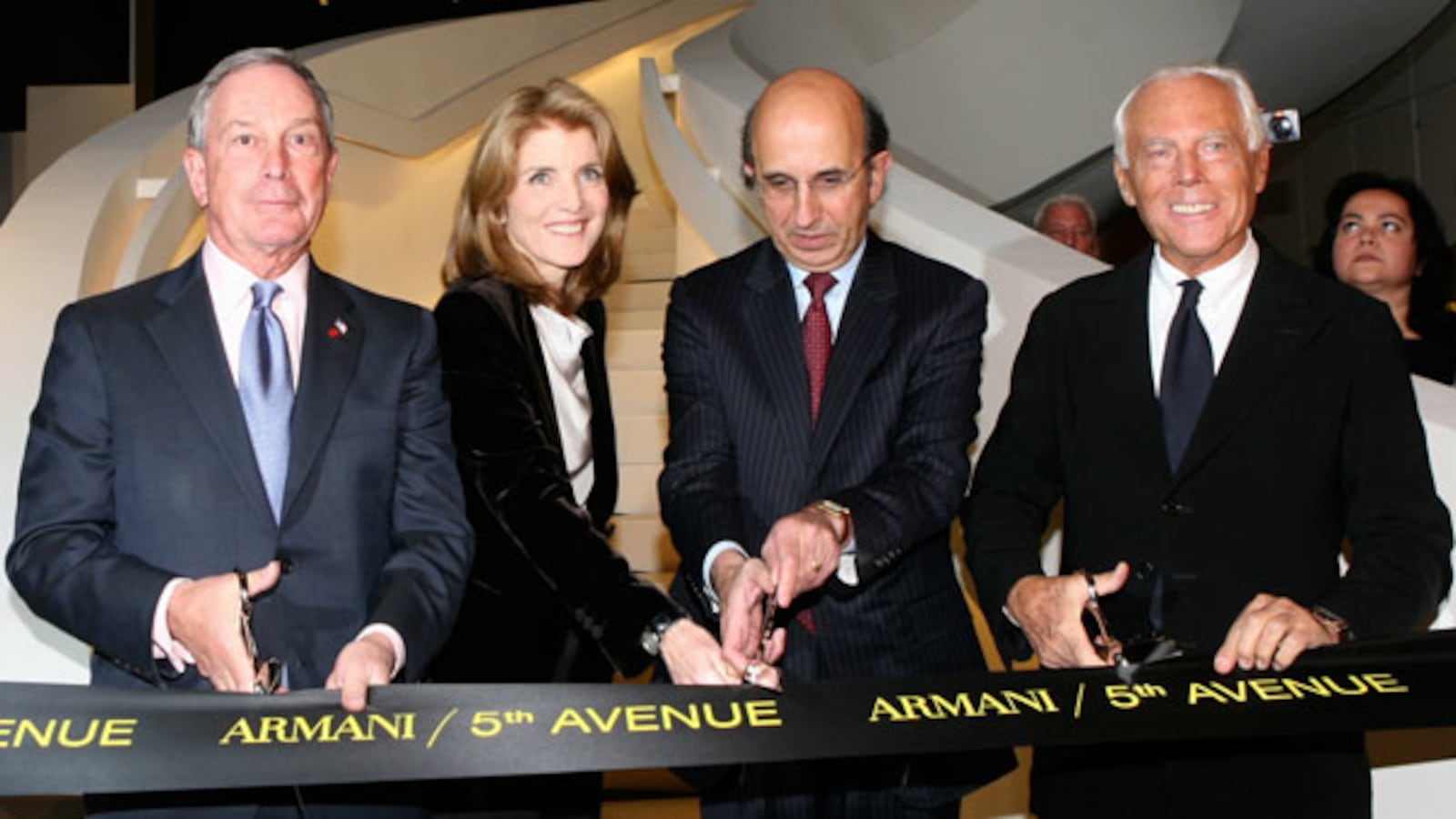 galleries/2009/02/18/armani-store-opening/armani-opening-10_pkkmi9