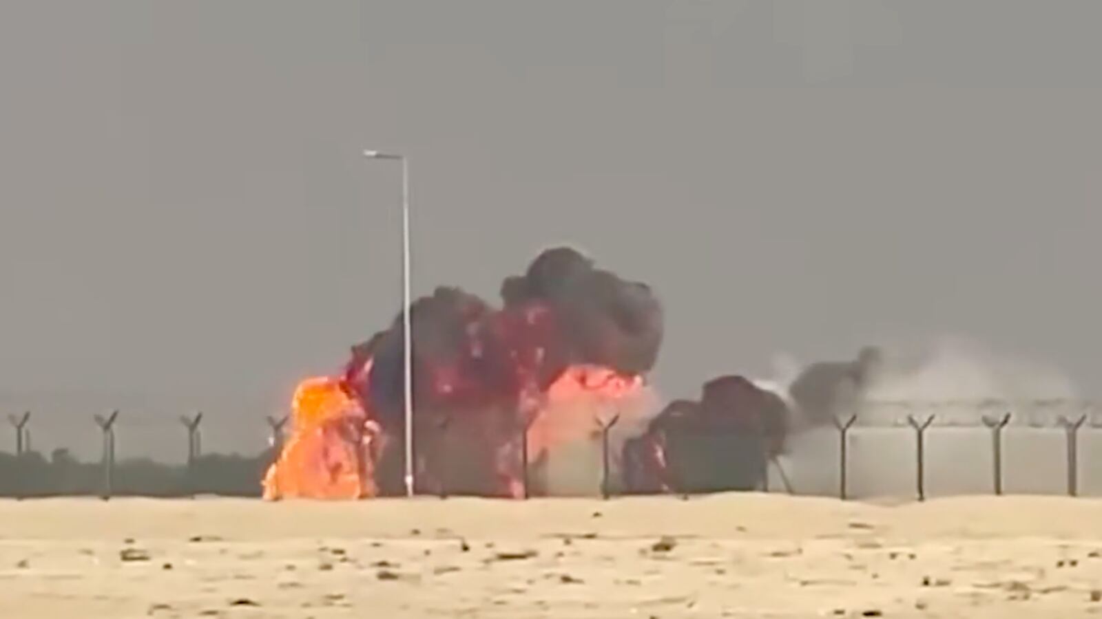 Jet crash in Dubai