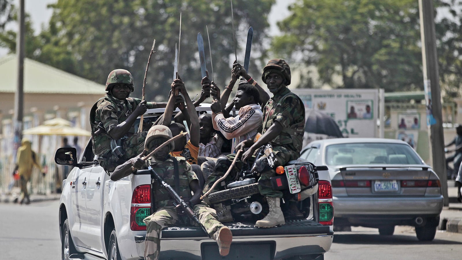 articles/2015/05/05/u-s-to-nigeria-no-guns-to-fight-boko-haram/150504-obaji-nigeria-us-tease_ayzr0h