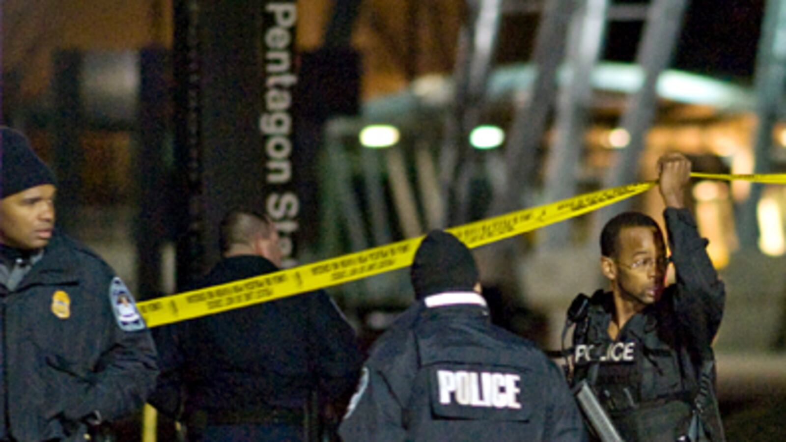 cheats/2010/03/04/pentagon-under-lockdown/pentagon-shooting_yecjzy