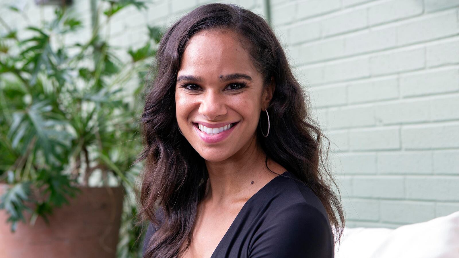 181023-rothbaum-copeland-tease_ubaokz