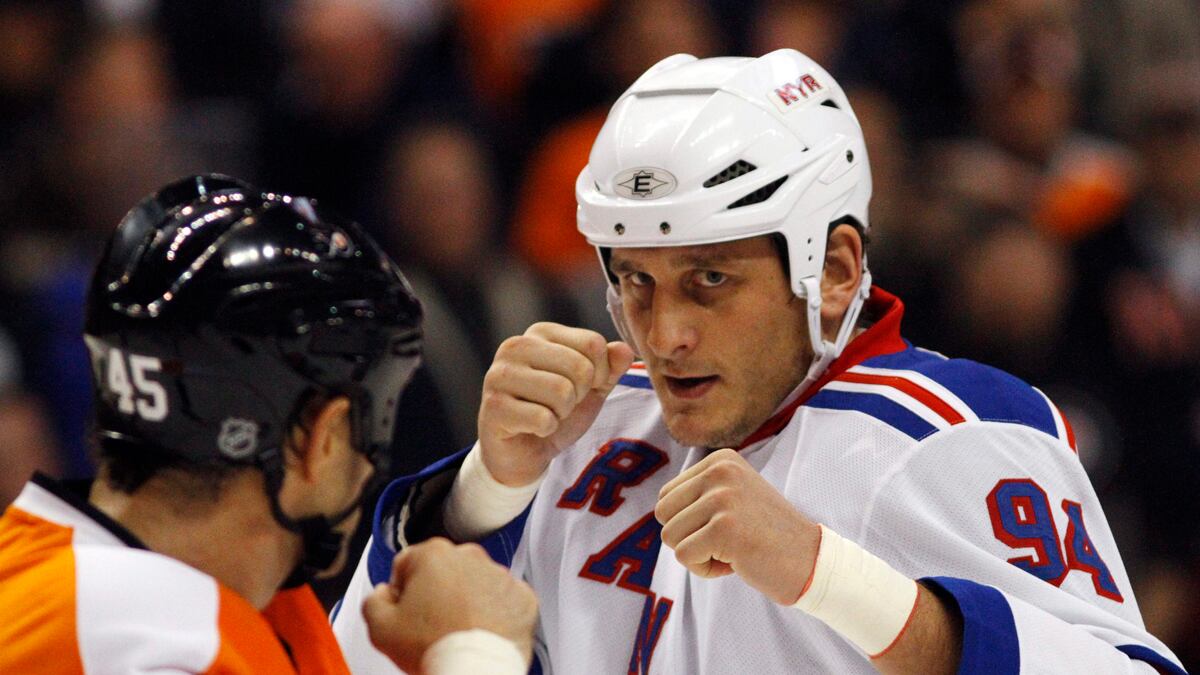 articles/2012/06/07/derek-boogaard-the-player-hockey-hooked-by-feeding-him-painkillers/derek-boogaard-overdose-bissinger_bcbnn8