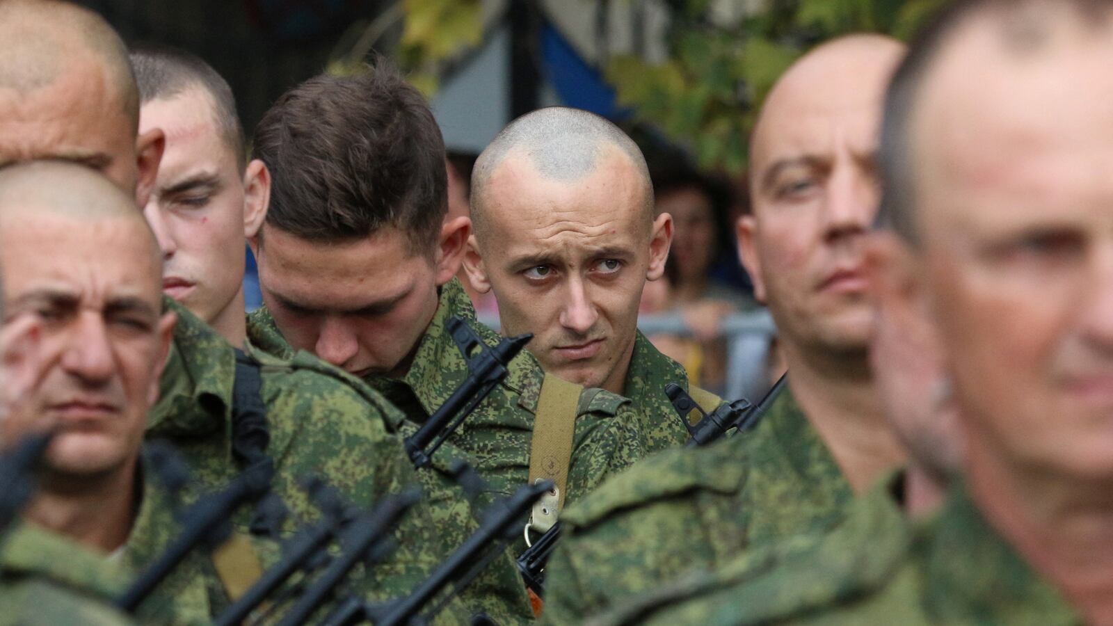 2022-09-27T145328Z_494335831_RC2OPW963OQO_RTRMADP_3_UKRAINE-CRISIS-MOBILISATION-CRIMEA_gdopgr