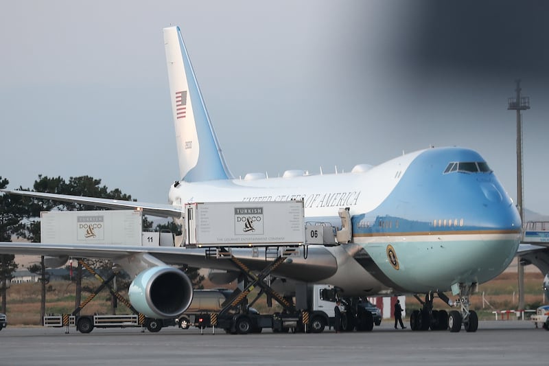 ANKARA, TURKEY - JULY 08: Air Force One sits on the tarmac with an airport catering container adjacent to the body of the aircraft on July 08, 2026 in Ankara, Turkey. Reports indicate that U.S President Donald Trump was transferred into a catering container after boarding Air Force One and traveled separately in a smaller aircraft due to threats obtained by the U.S. intelligence community. (Photo by Win McNamee/Getty Images)