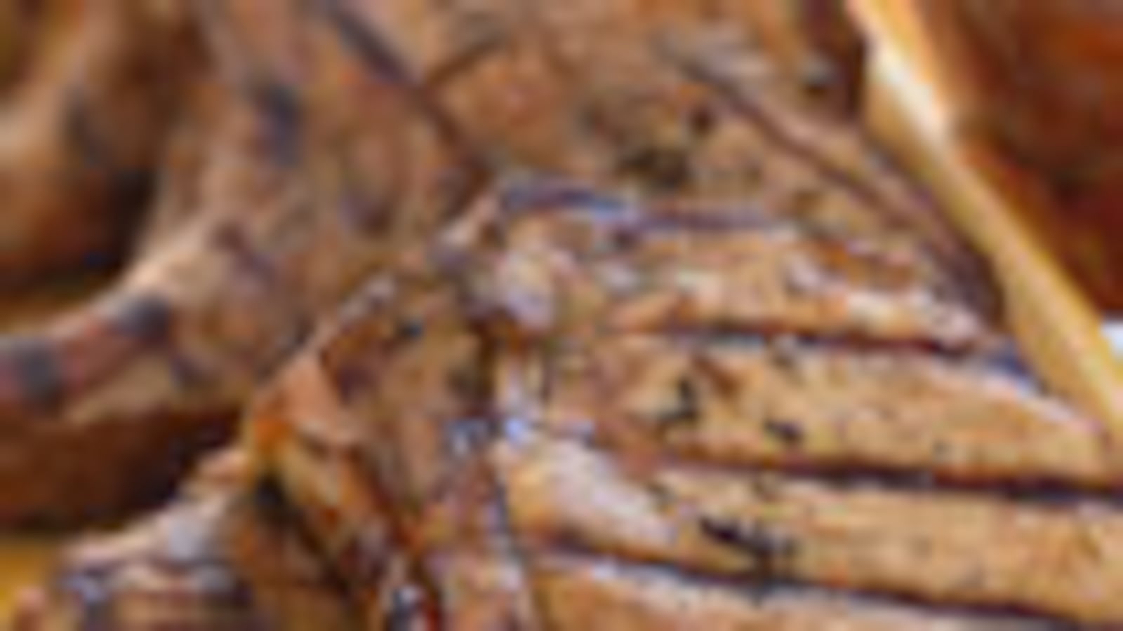 articles/2009/09/15/what-to-eat-12/what-to-eat---pork-chops-with-apples-and-brandy_ed1hvr